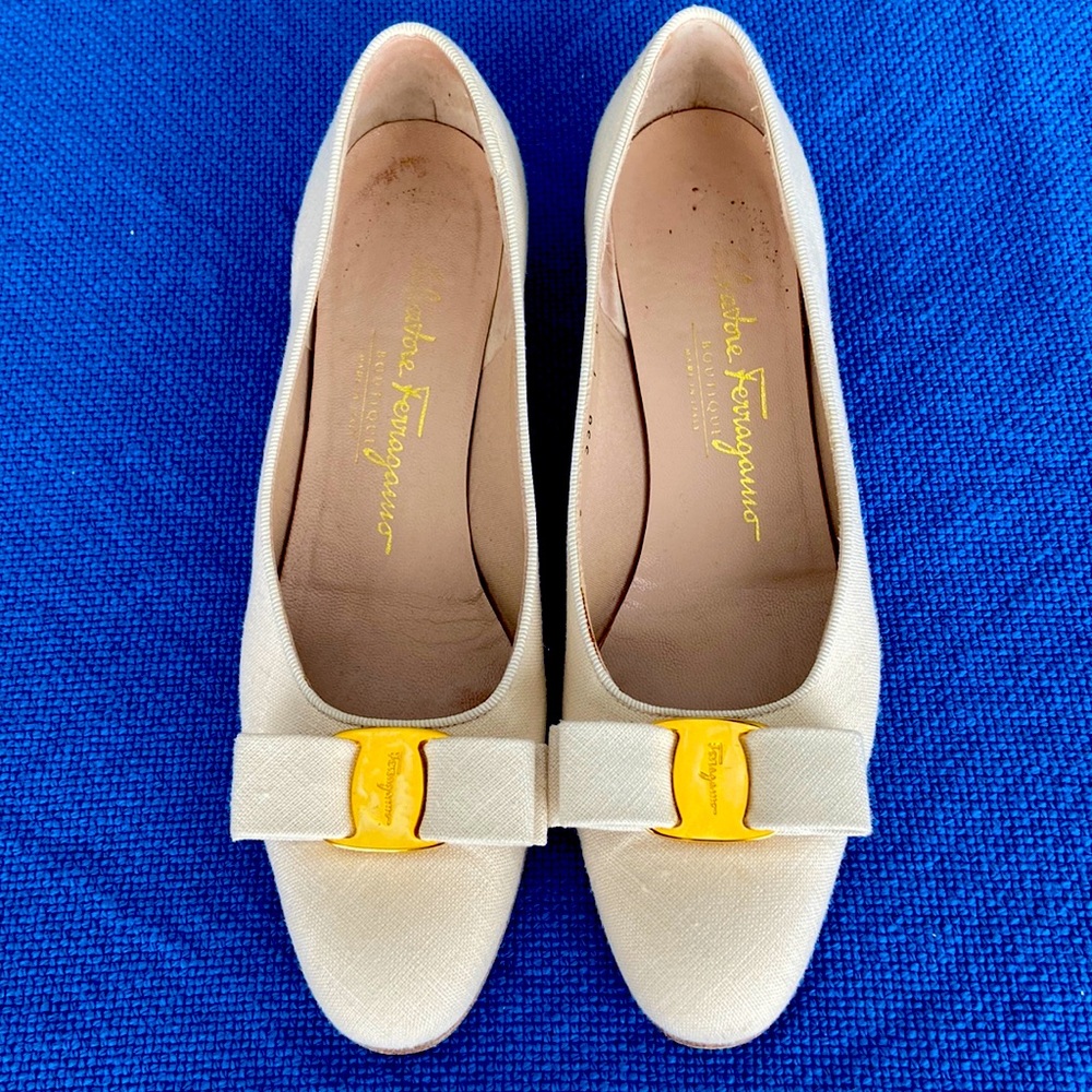 Salvatore Ferragamo 1” linen heels. Made in Italy.